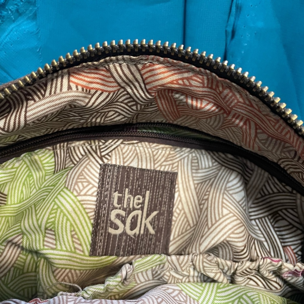 Brown like new “The Sak” crossbody med size